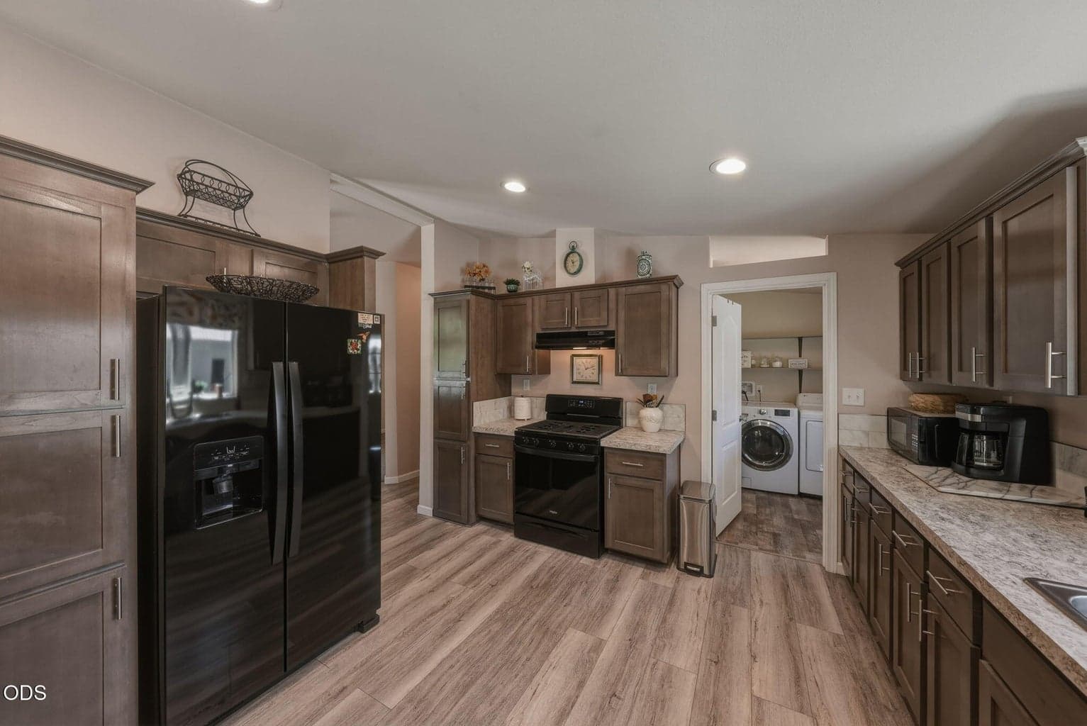 Photo of 51646 Pine Loop Drive 23 of 42