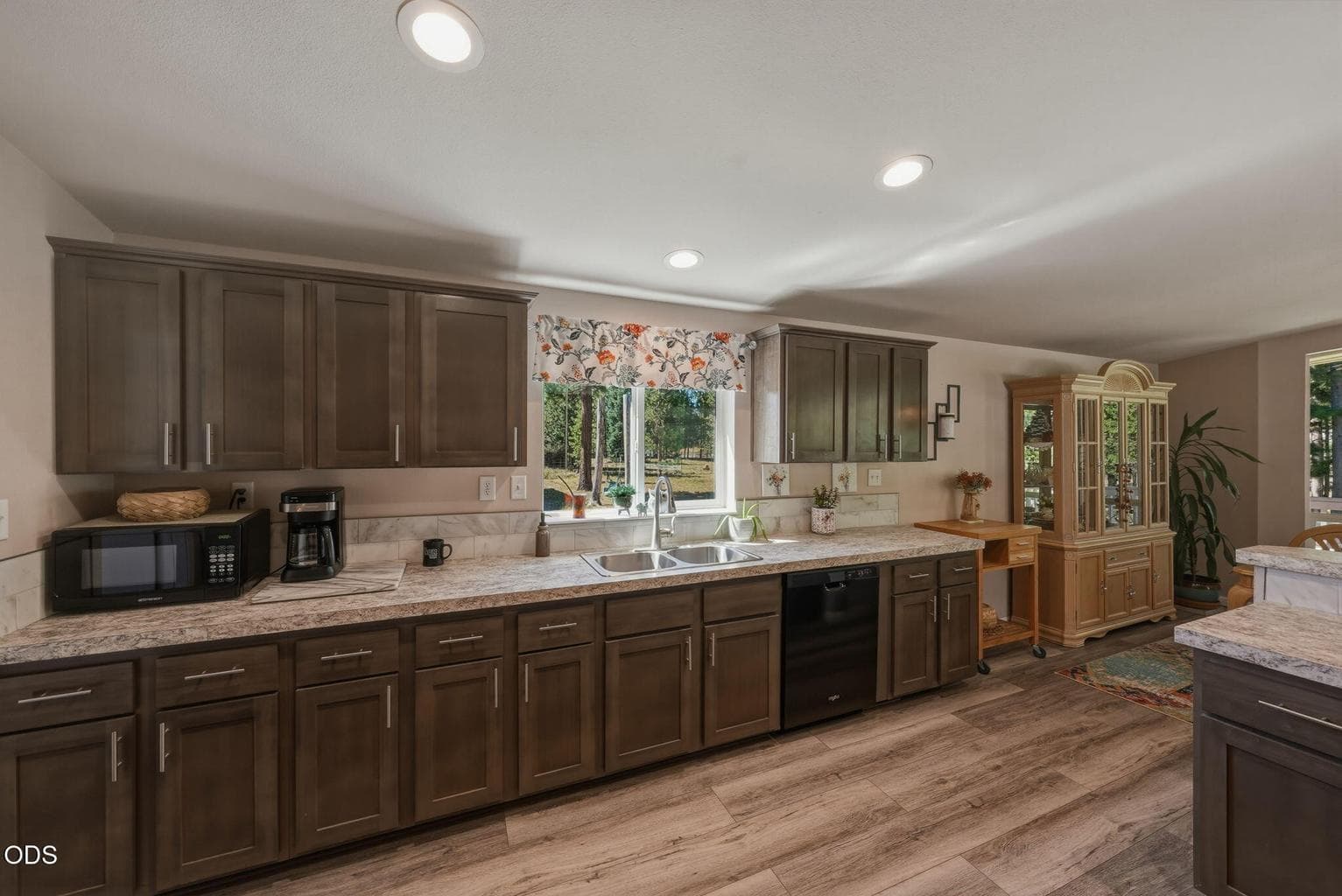 Photo of 51646 Pine Loop Drive 24 of 42