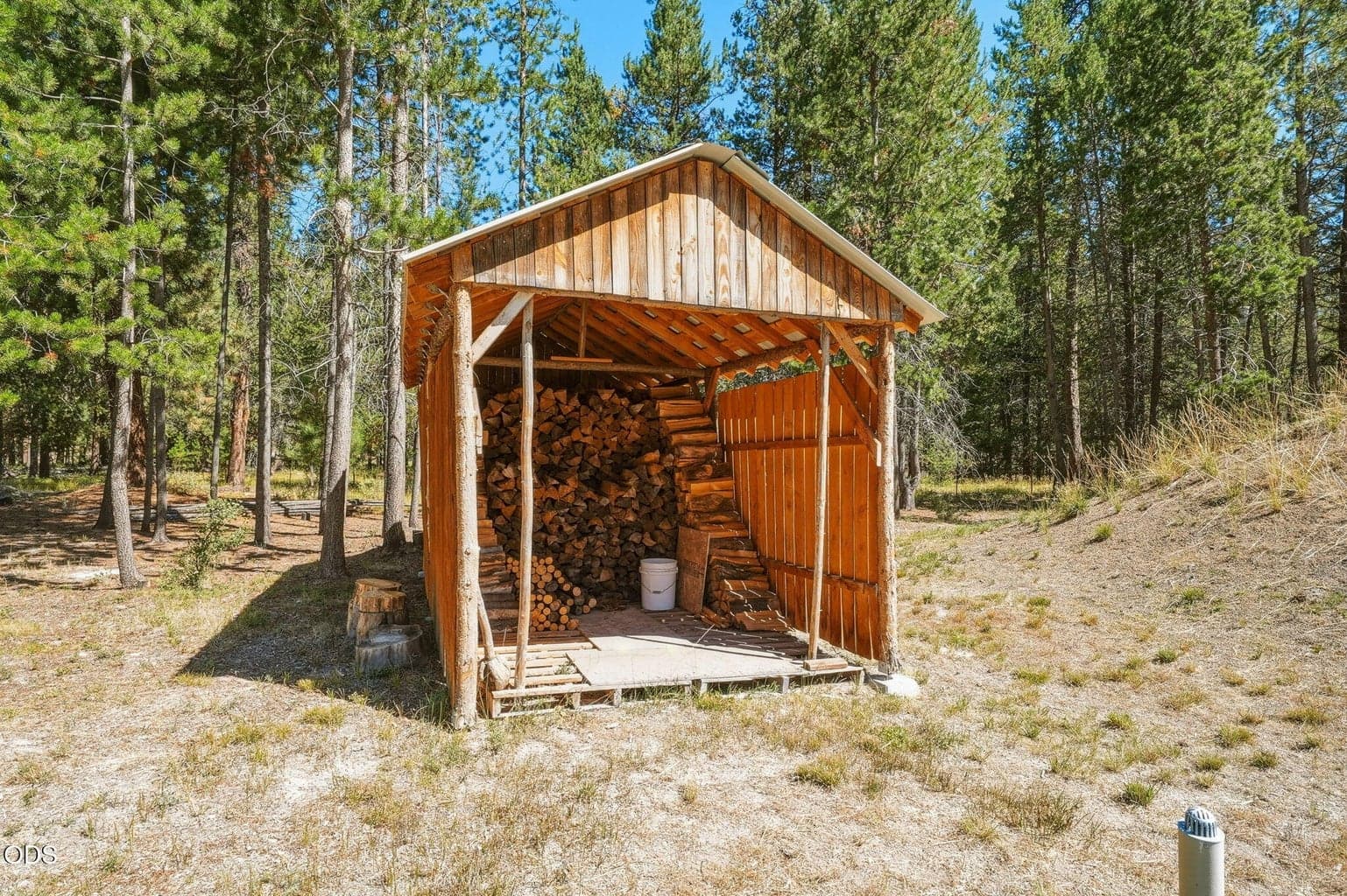 Photo of 51646 Pine Loop Drive 37 of 42
