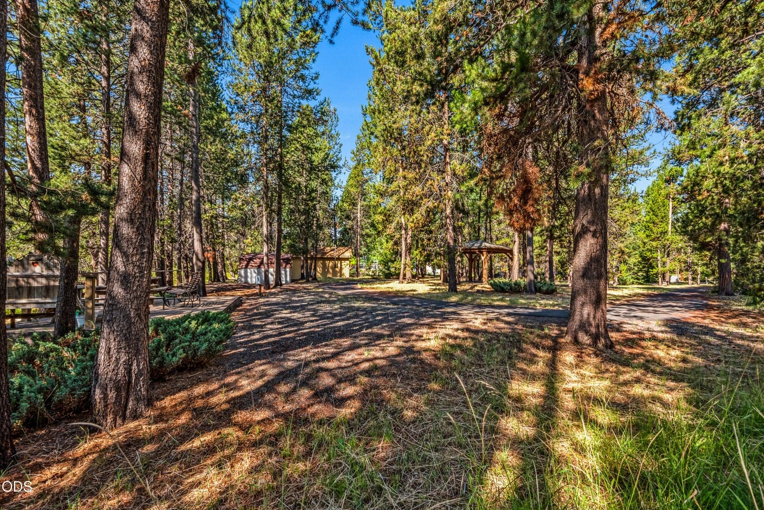 Photo of 17333 & 17339 Guss Way 12 of 17