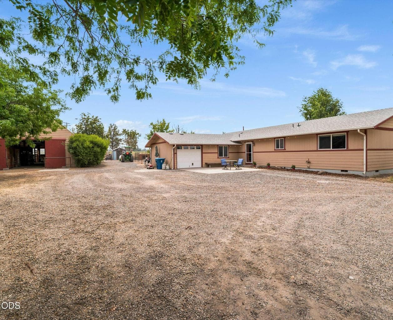 Photo of 4450 NE 29th Court 1 of 73
