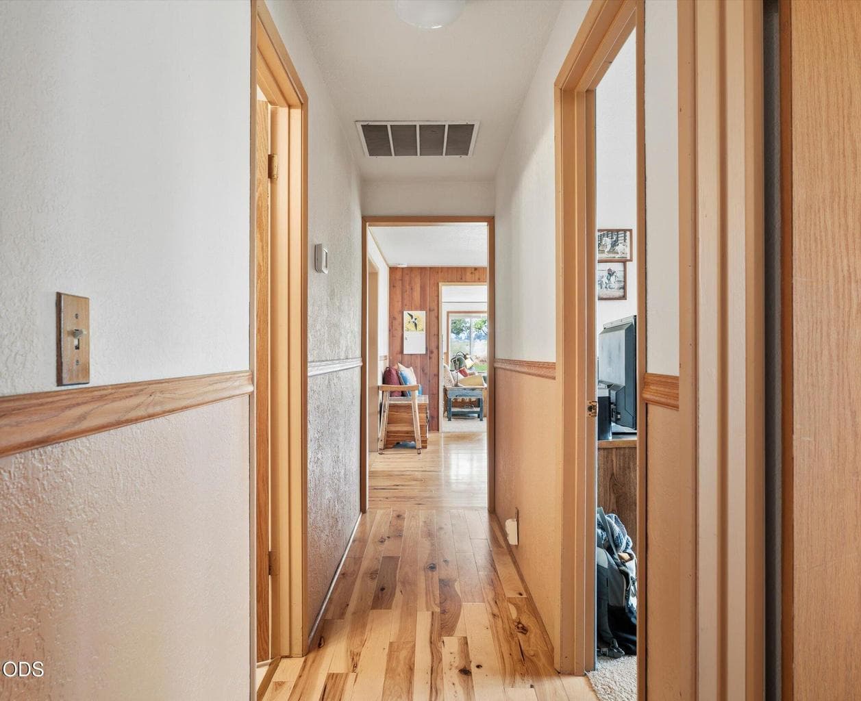 Photo of 4450 NE 29th Court 34 of 73