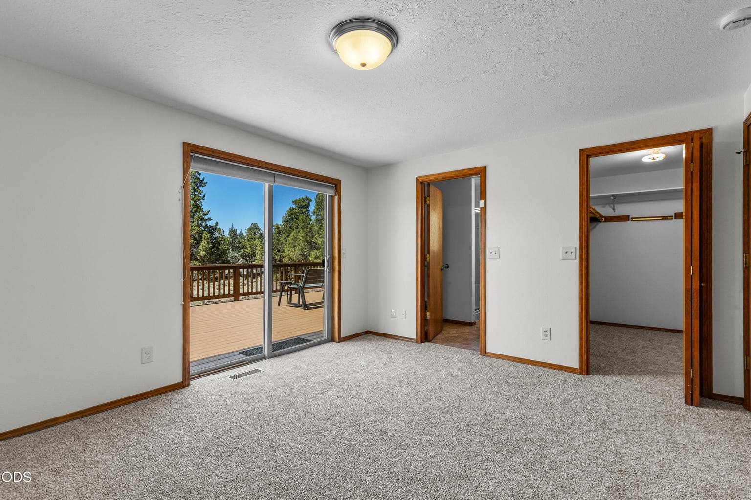 primary bedroom slider to deck