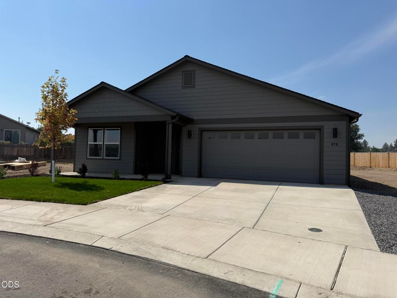 Photo of 676 NE Rickenbacker Road 3 of 23