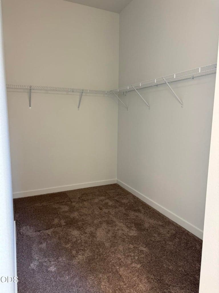 Photo of 676 NE Rickenbacker Road 13 of 23