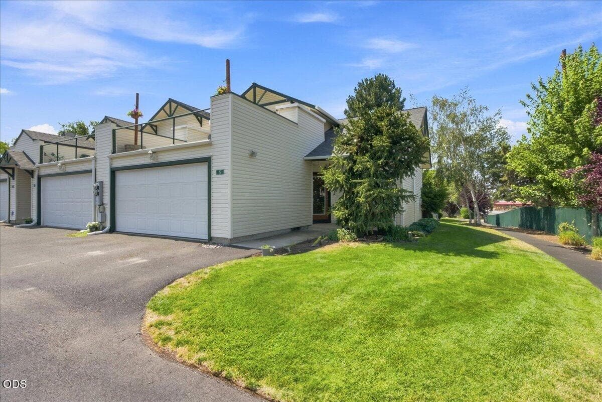 Photo of 438 19th 3 of 49