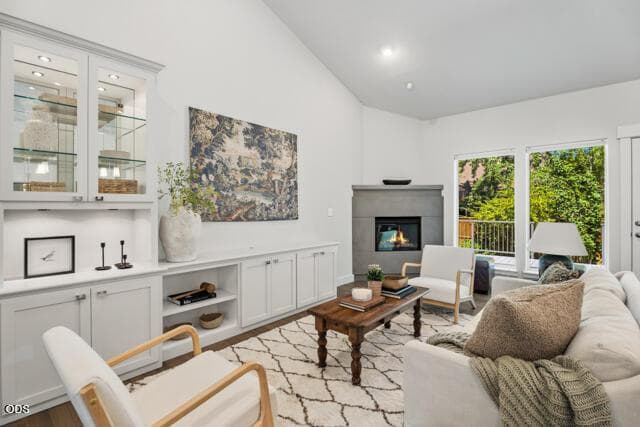 Photo of 63106 Layton Avenue 6 of 44