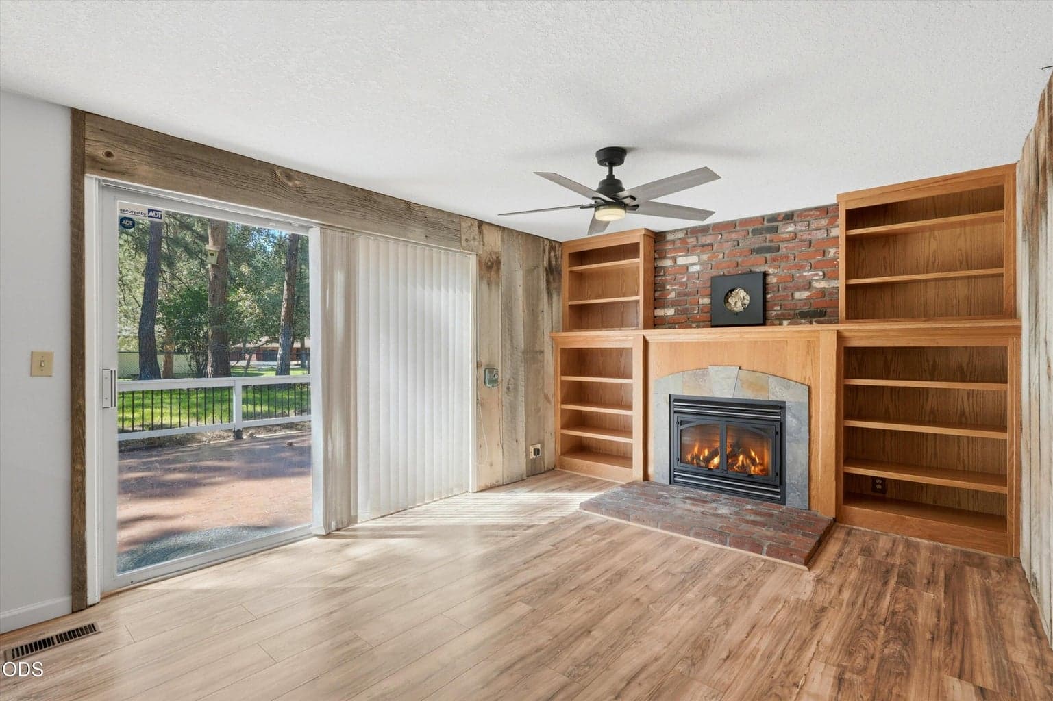 Photo of 19684 Nugget Avenue 3 of 43