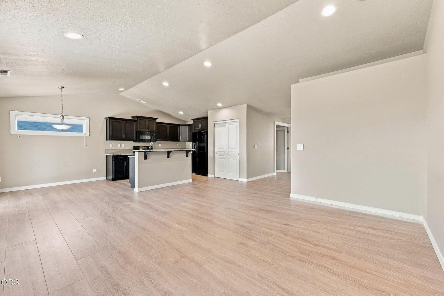 Photo of 2555 SW 43rd Place 12 of 48