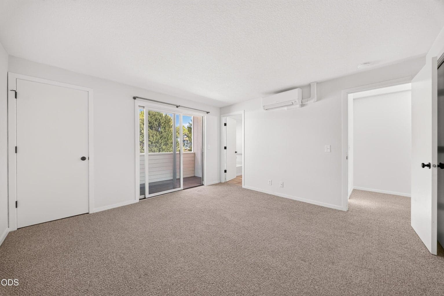 Photo of 1050 Butler Market Road 5 of 15