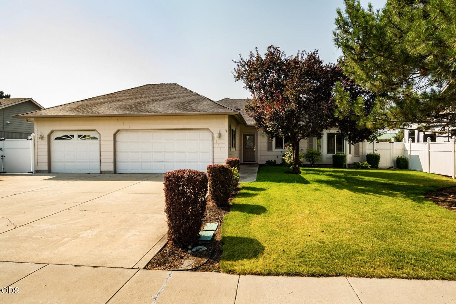 Photo of 3916 Sam Snead Court 2 of 31