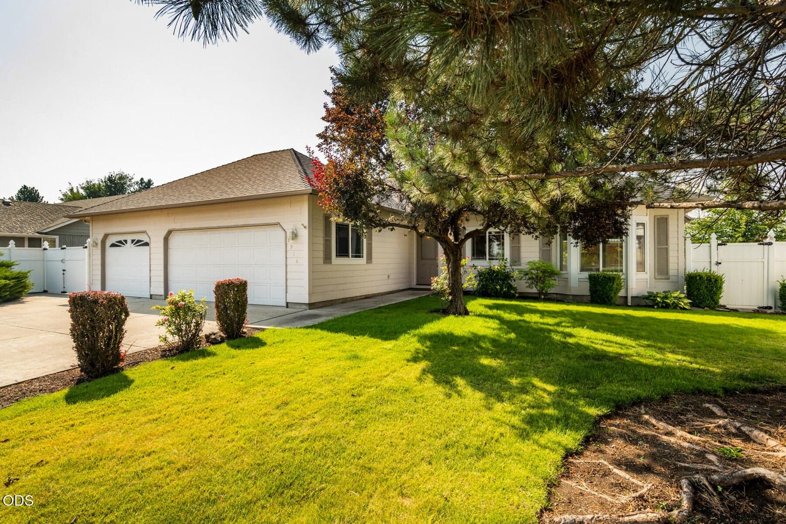 Photo of 3916 Sam Snead Court 1 of 31