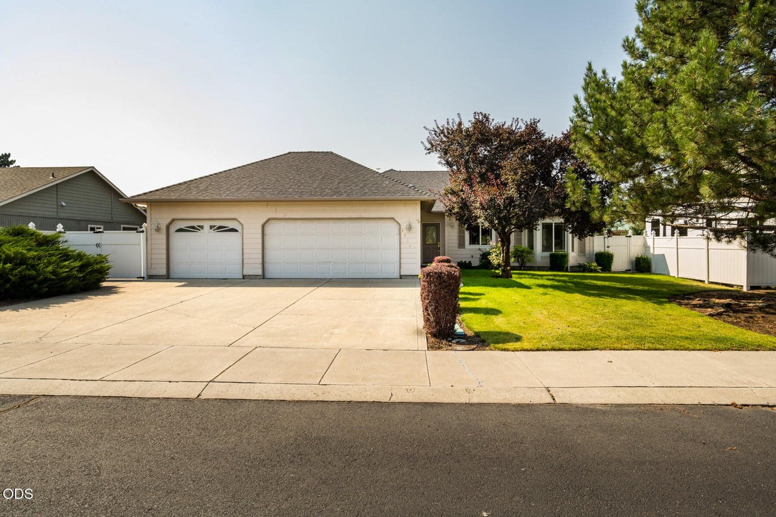 Photo of 3916 Sam Snead Court 3 of 31