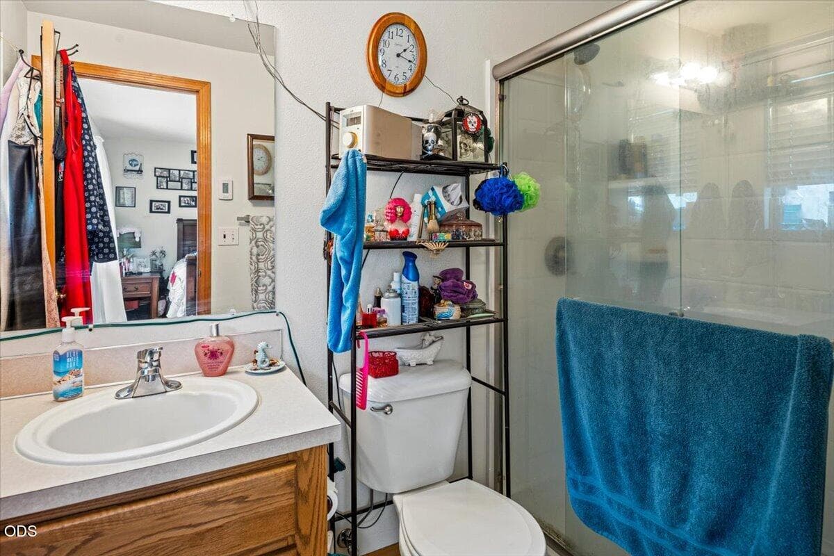 Photo of 54690 Pinewood Avenue 16 of 34