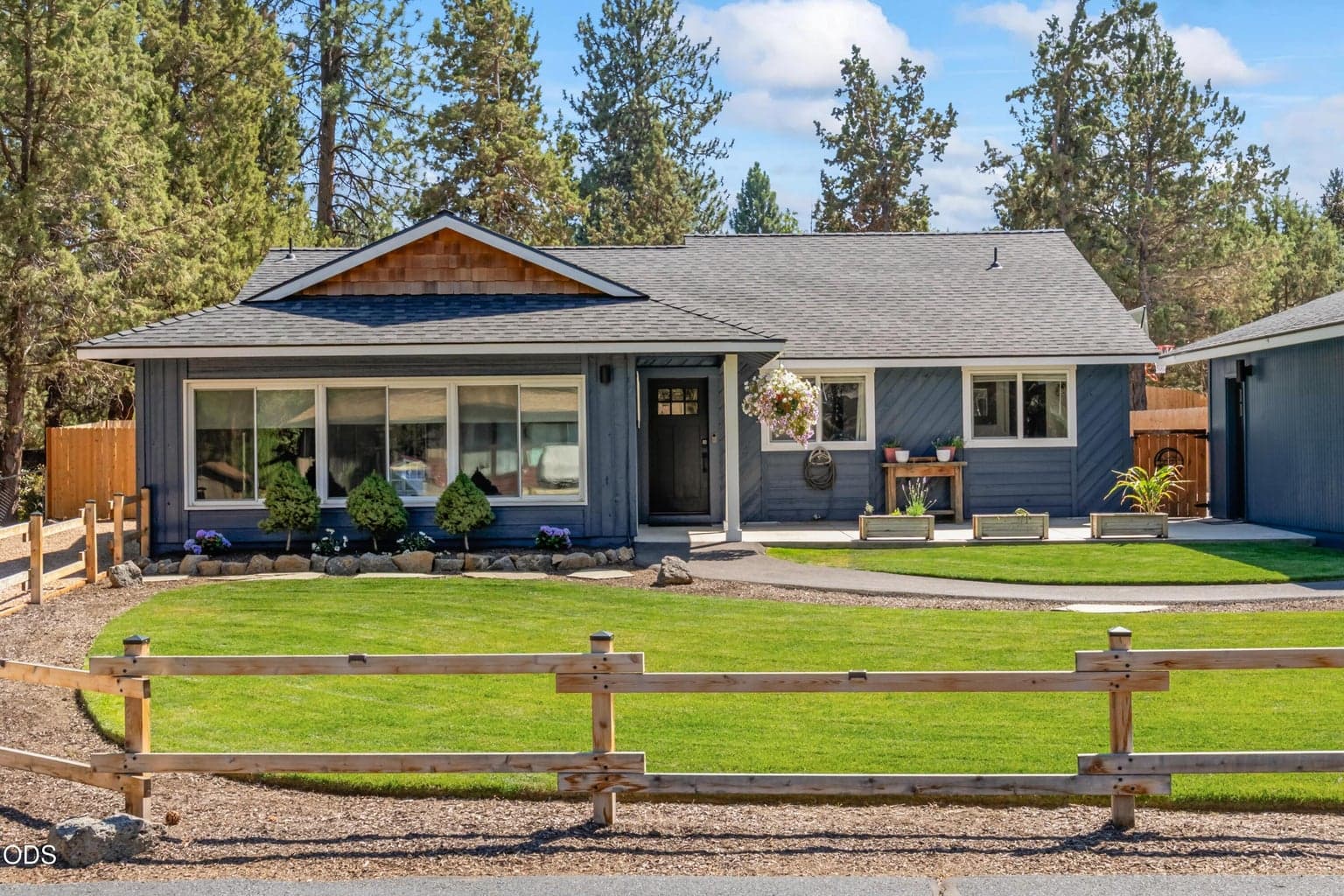 Fenced front yard
