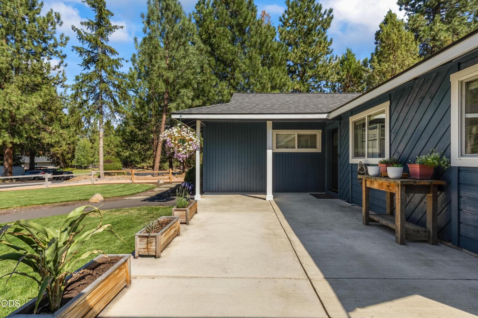 Front Porch Area