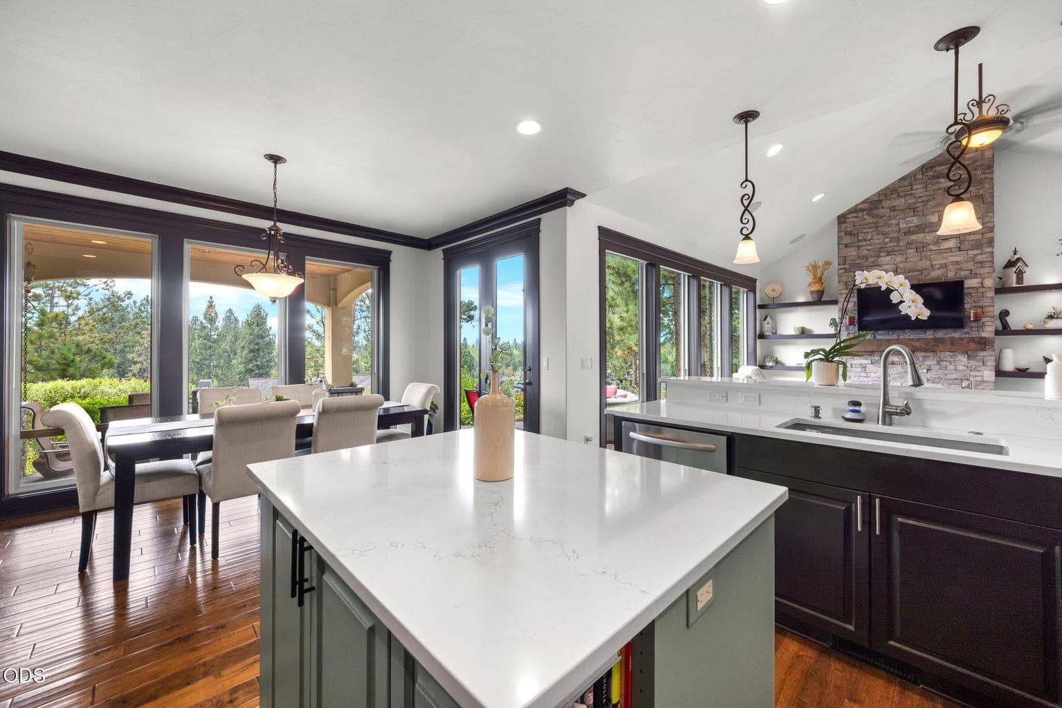 Photo of 19151 Mount Shasta Court 12 of 94