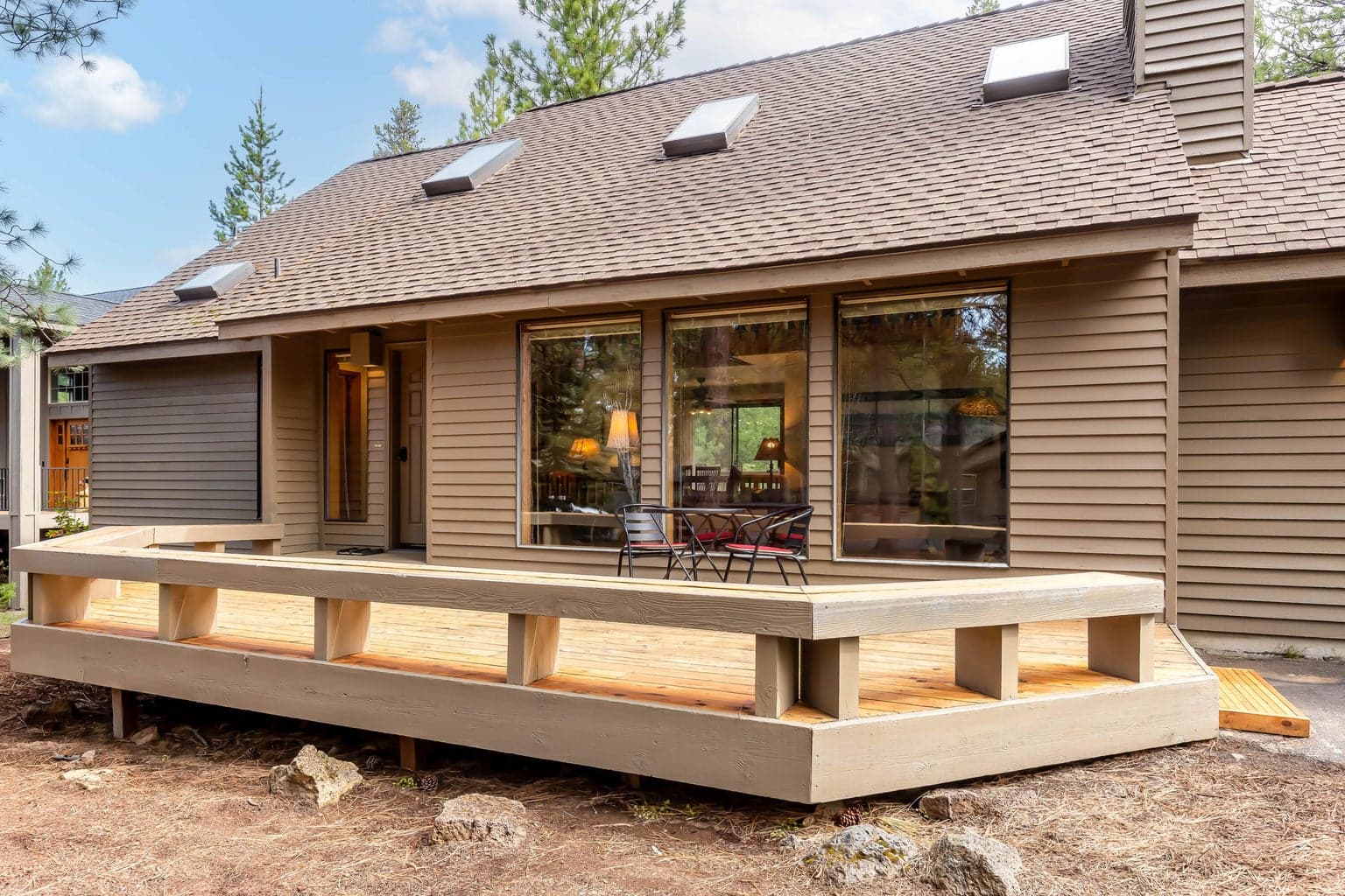 Front deck