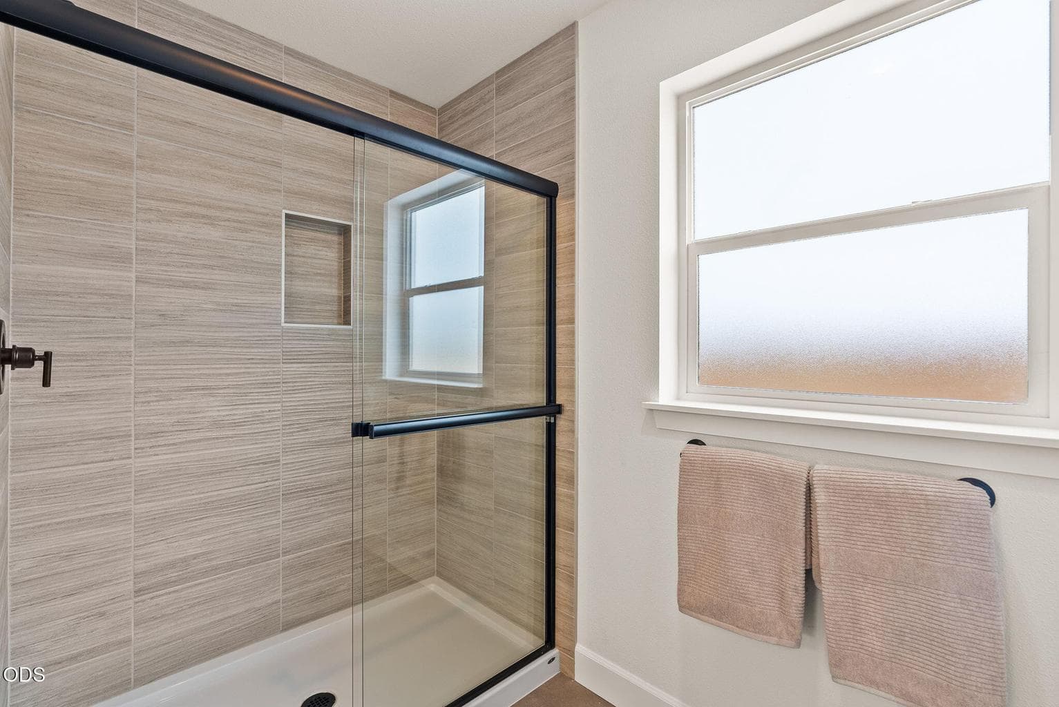 Photo of 465 NW Monte Vista Avenue 27 of 35
