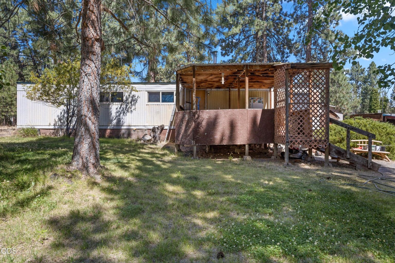 Photo of 60948 Flint Lane 4 of 23