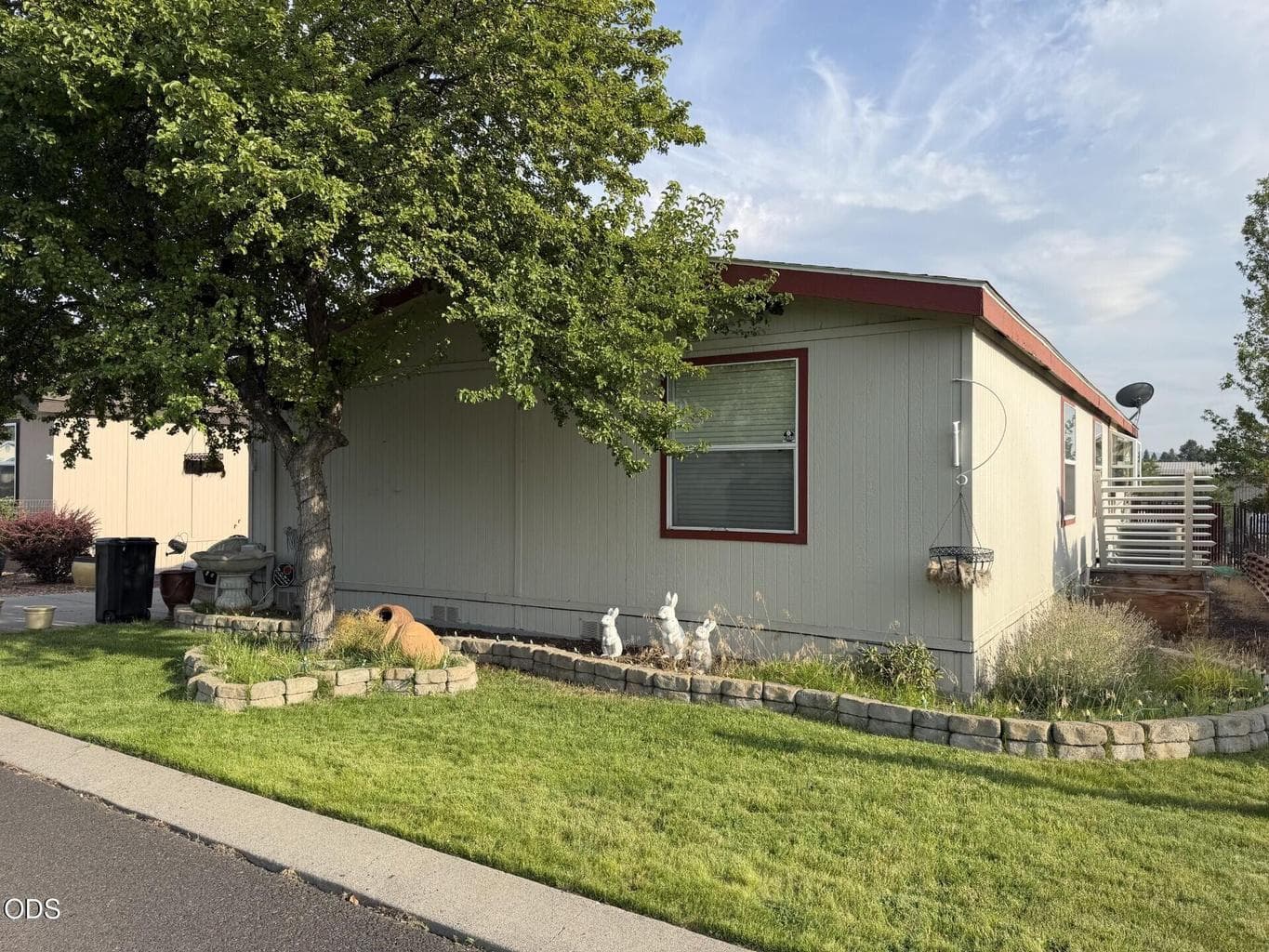 Photo of 1001 SE 15th 5 of 6