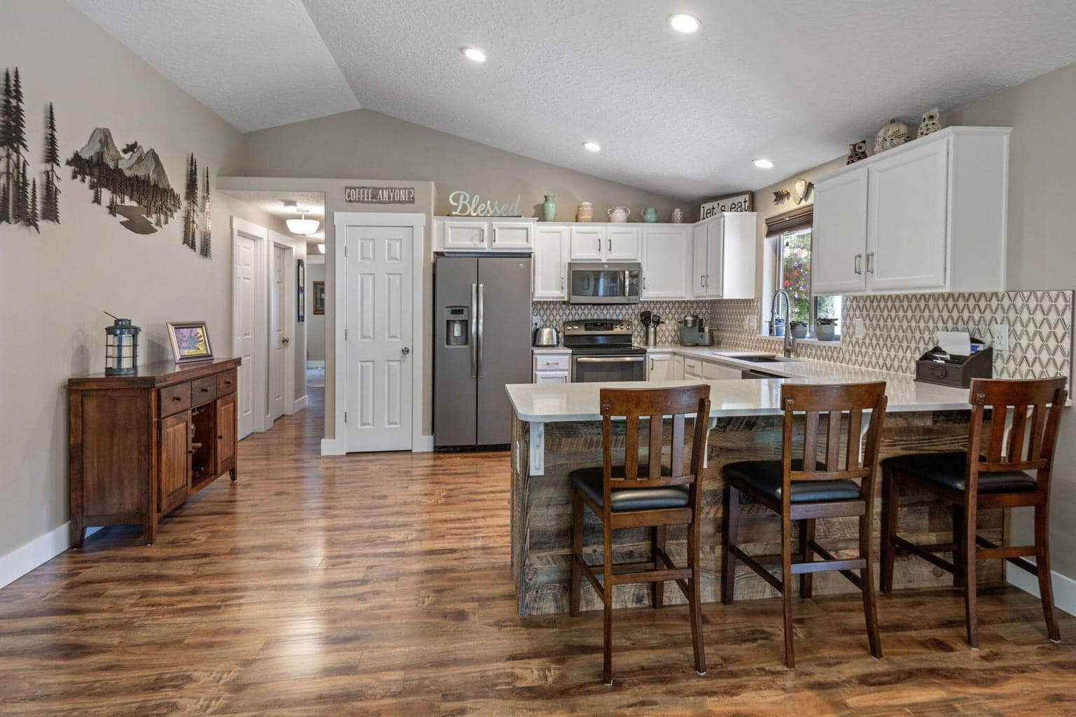 Photo of 17476 Rail Drive 9 of 36