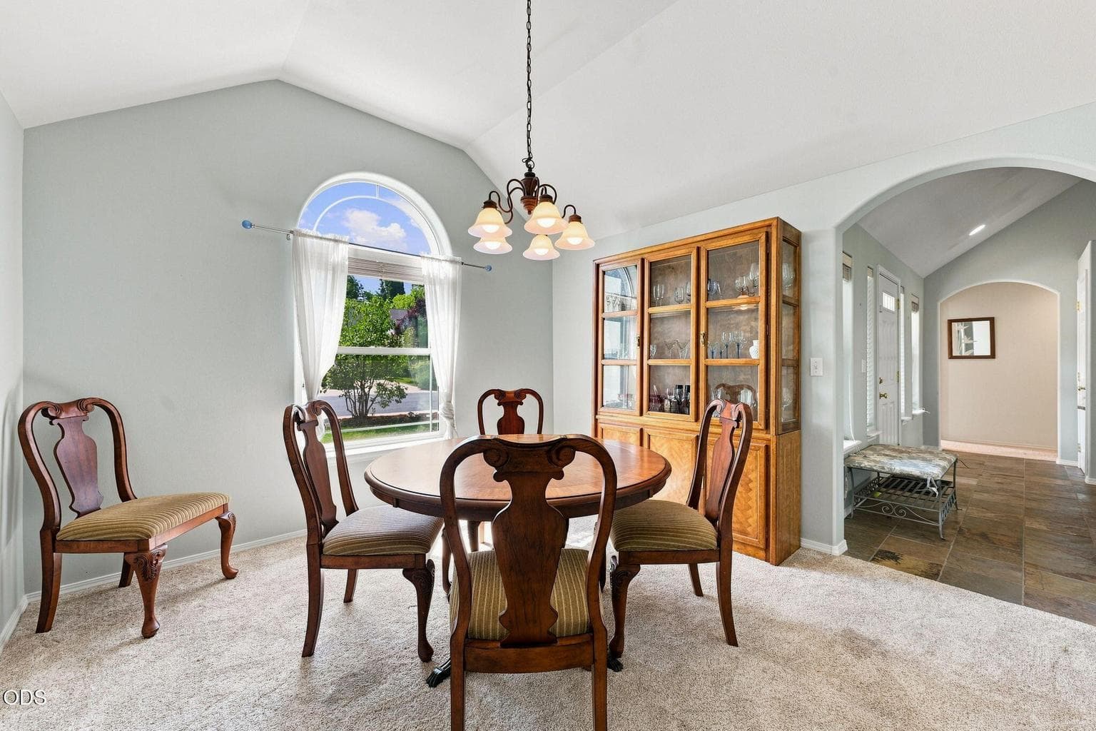 Photo of 2067 NW Poplar Place 11 of 44