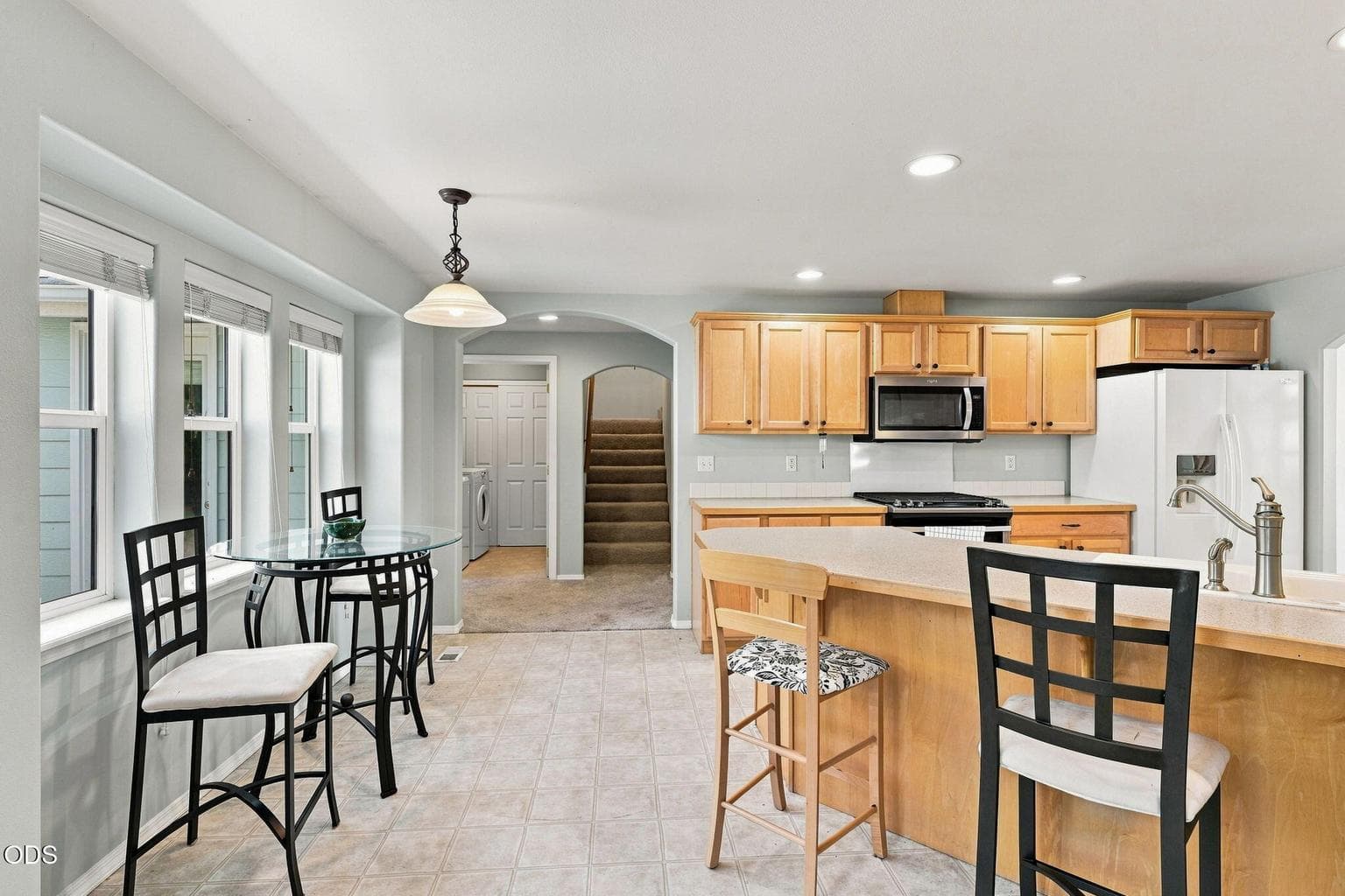 Photo of 2067 NW Poplar Place 13 of 44