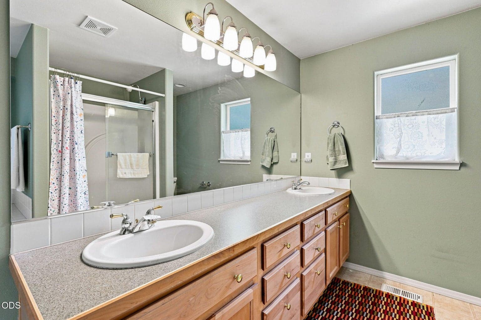 Photo of 2067 NW Poplar Place 17 of 44