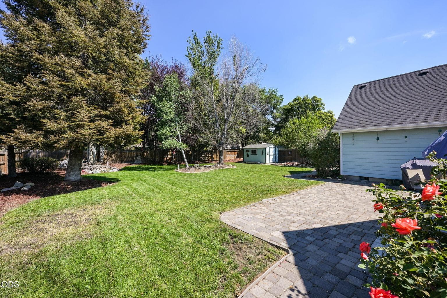 Photo of 2067 NW Poplar Place 32 of 44