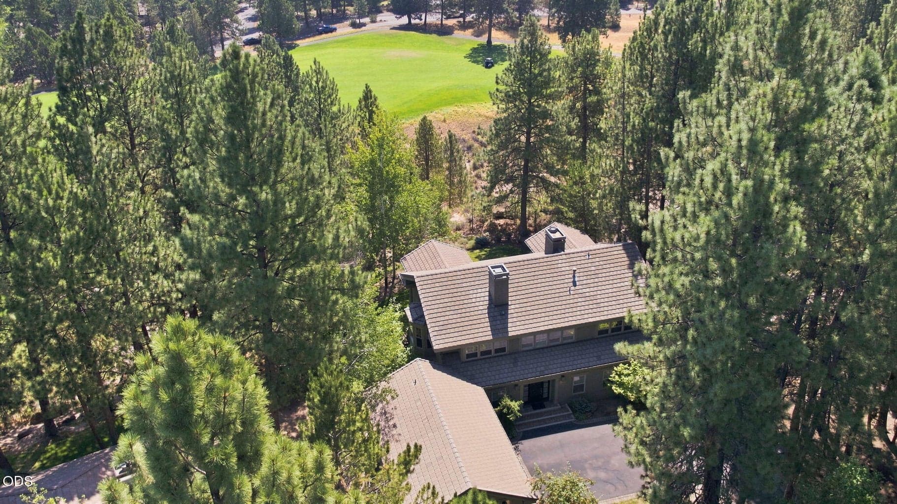 Photo of 61866 Bunker Hill Court 3 of 45