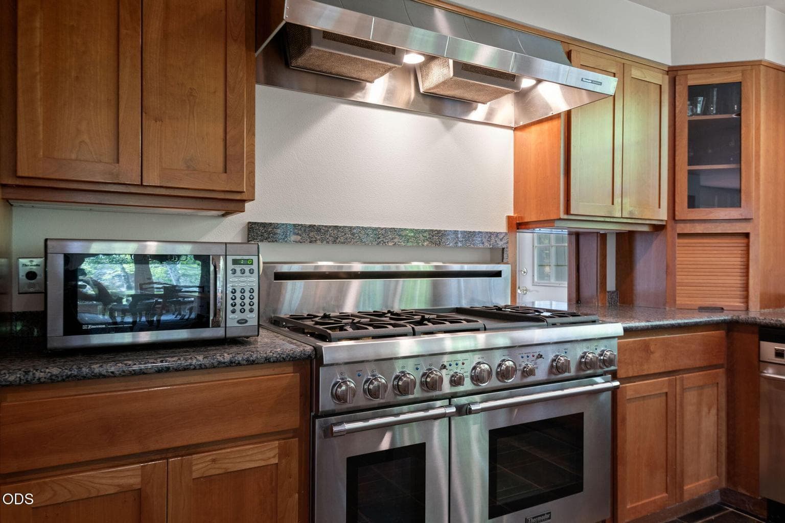 Photo of 61866 Bunker Hill Court 16 of 45