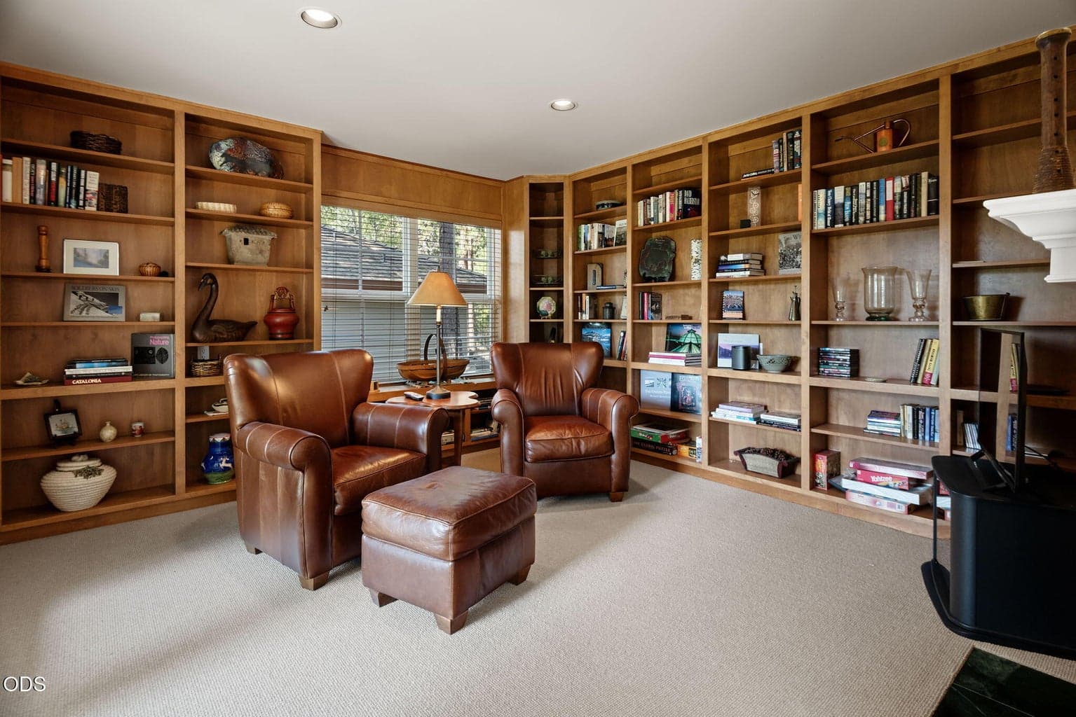Photo of 61866 Bunker Hill Court 27 of 45