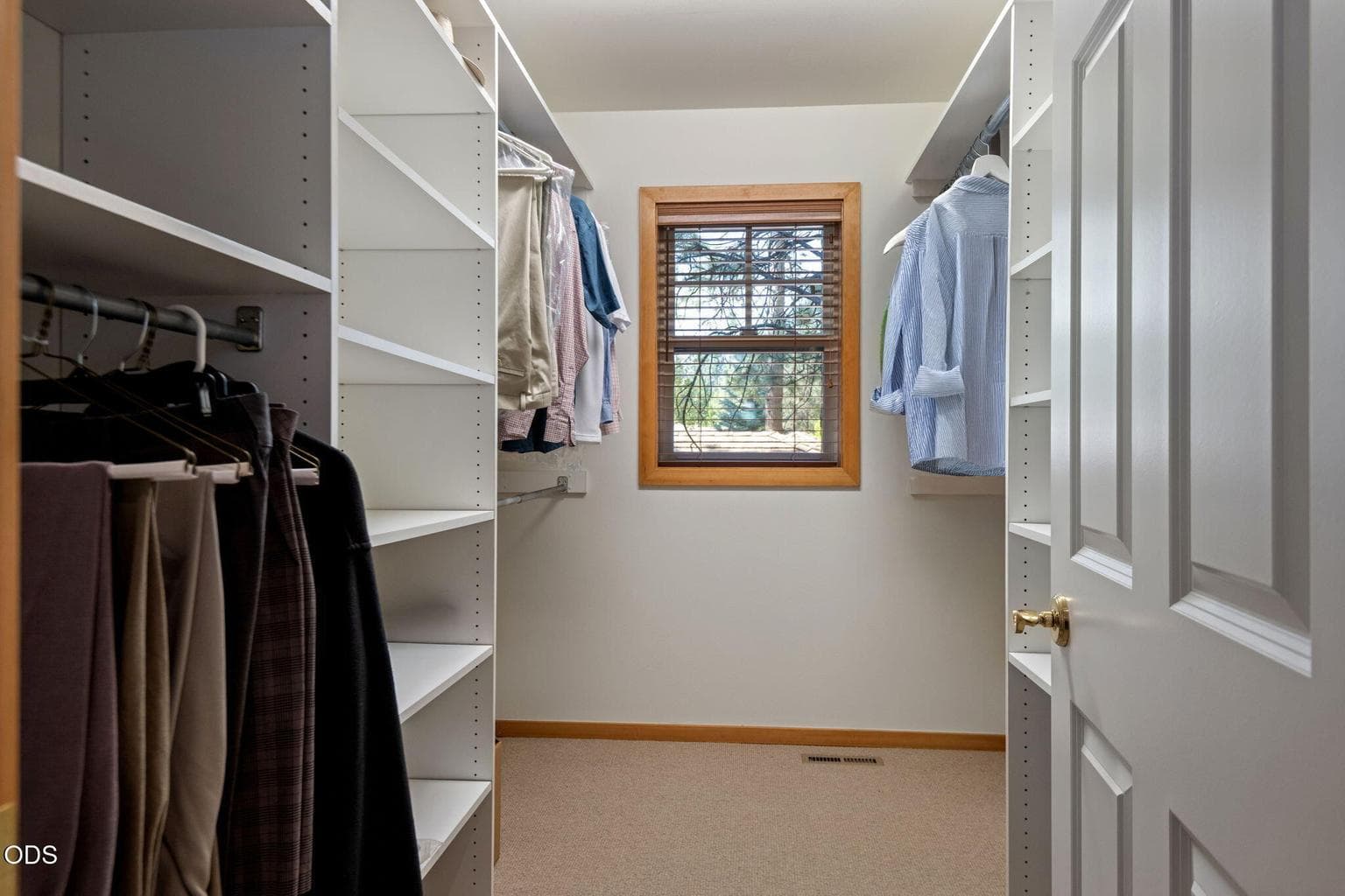 Photo of 61866 Bunker Hill Court 26 of 45