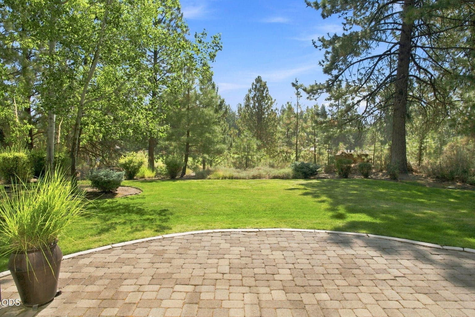 Photo of 61866 Bunker Hill Court 40 of 45