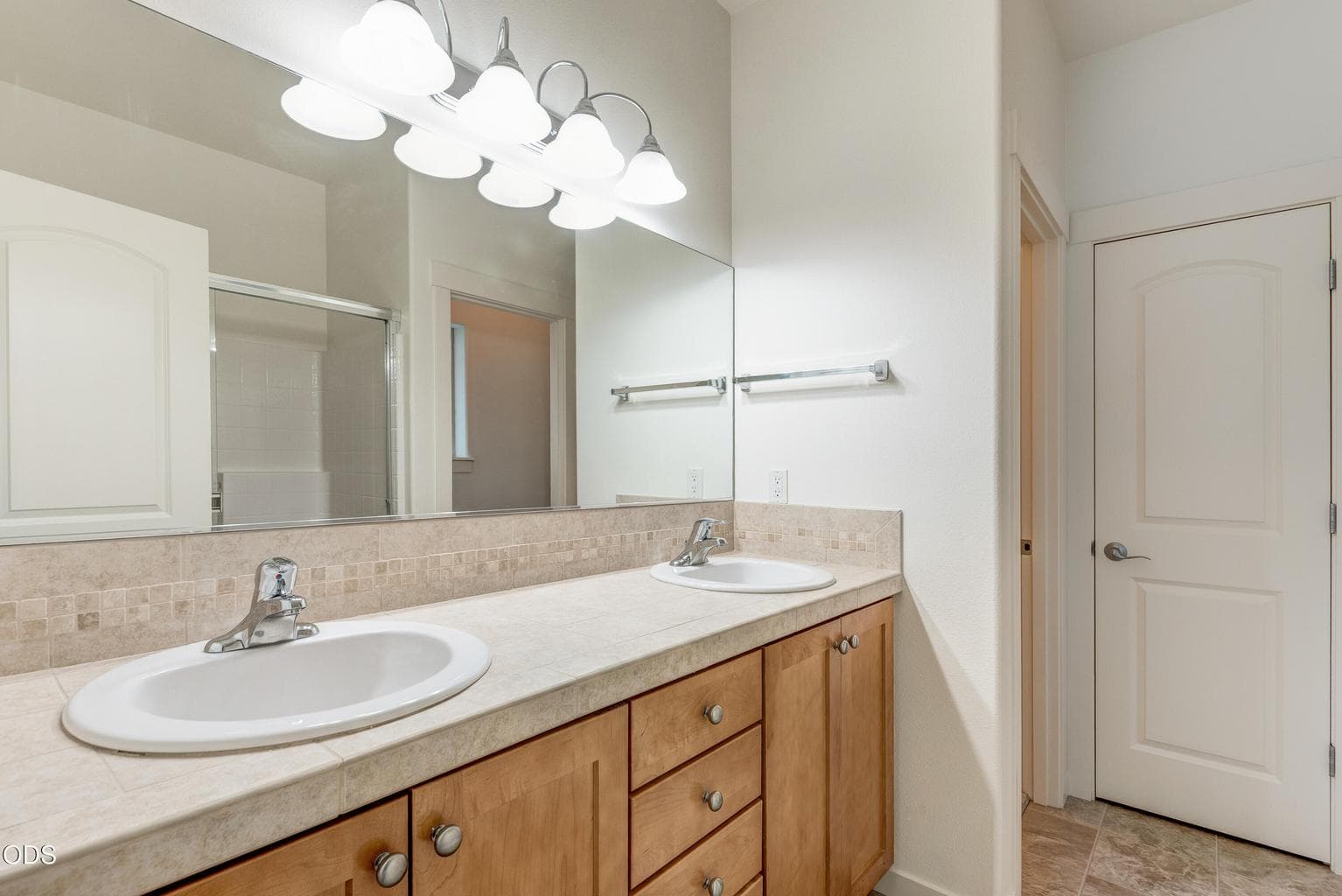 Photo of 2960 NE Conners Avenue 19 of 32