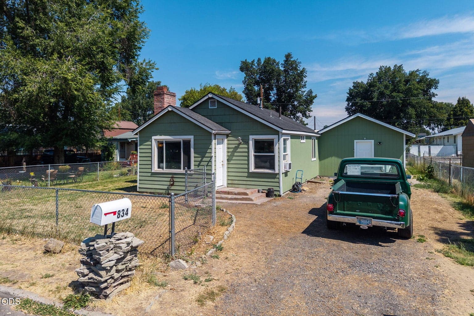 Photo of 834 NW Ewen Street 31 of 41