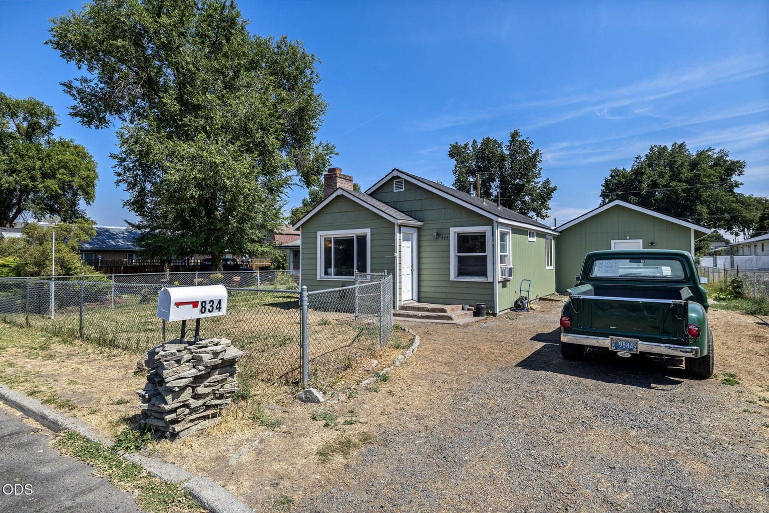 Photo of 834 NW Ewen Street 32 of 41