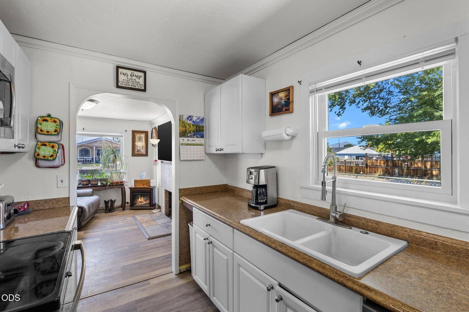 Photo of 834 NW Ewen Street 15 of 41