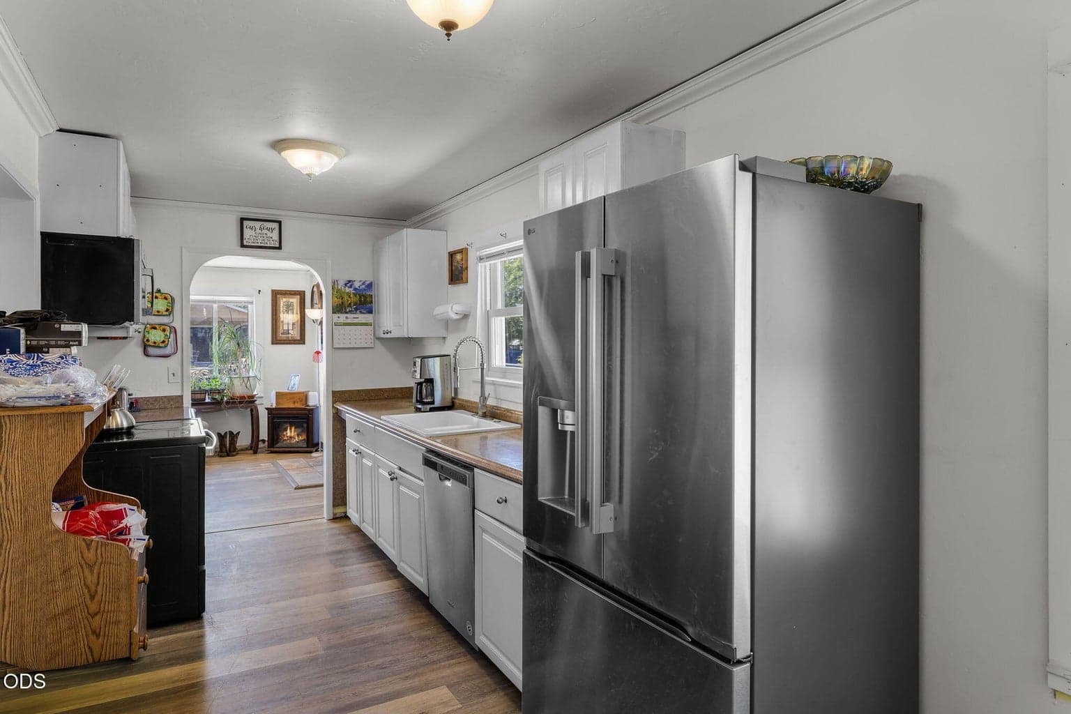 Photo of 834 NW Ewen Street 17 of 41