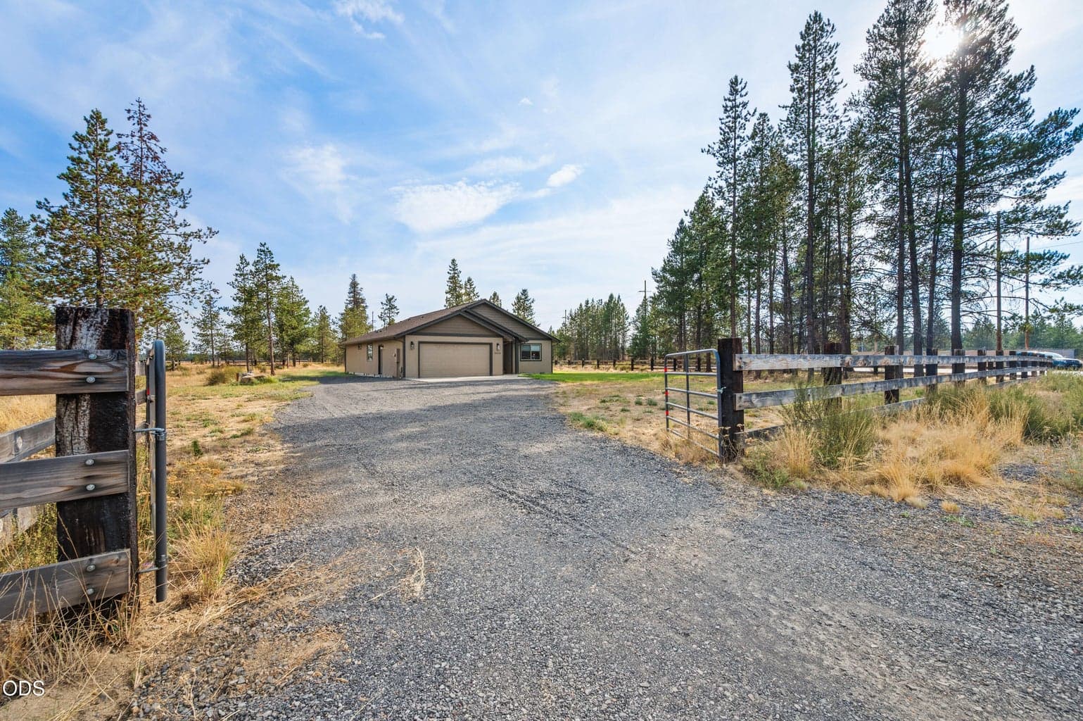 Photo of 16213 5th Street 2 of 36