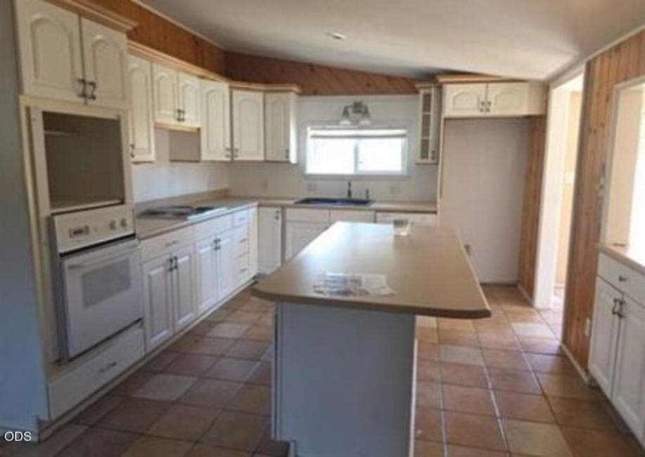 Photo of 52685 Doe Lane 5 of 10