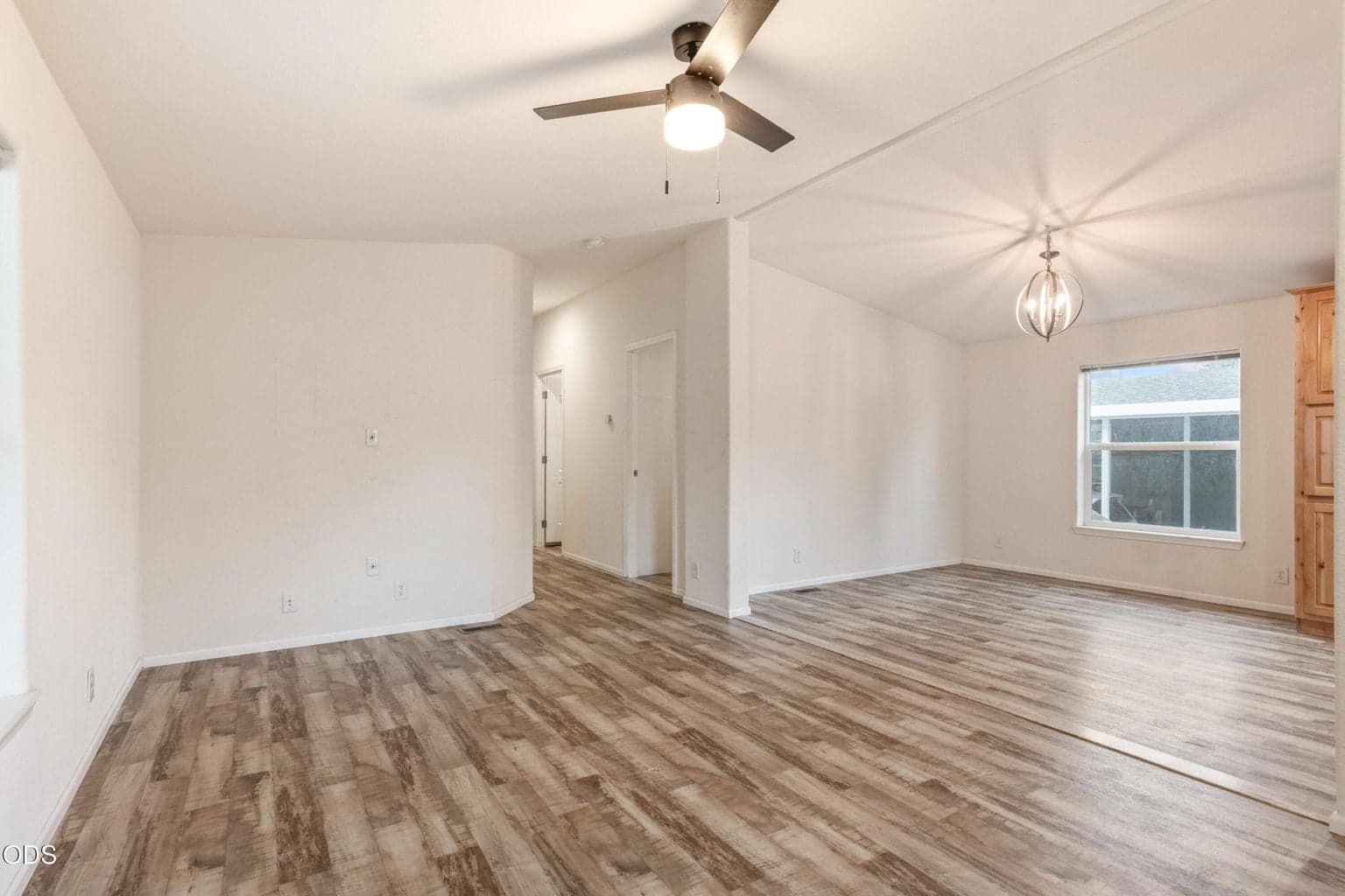 Photo of 61000 Brosterhous Road 6 of 38