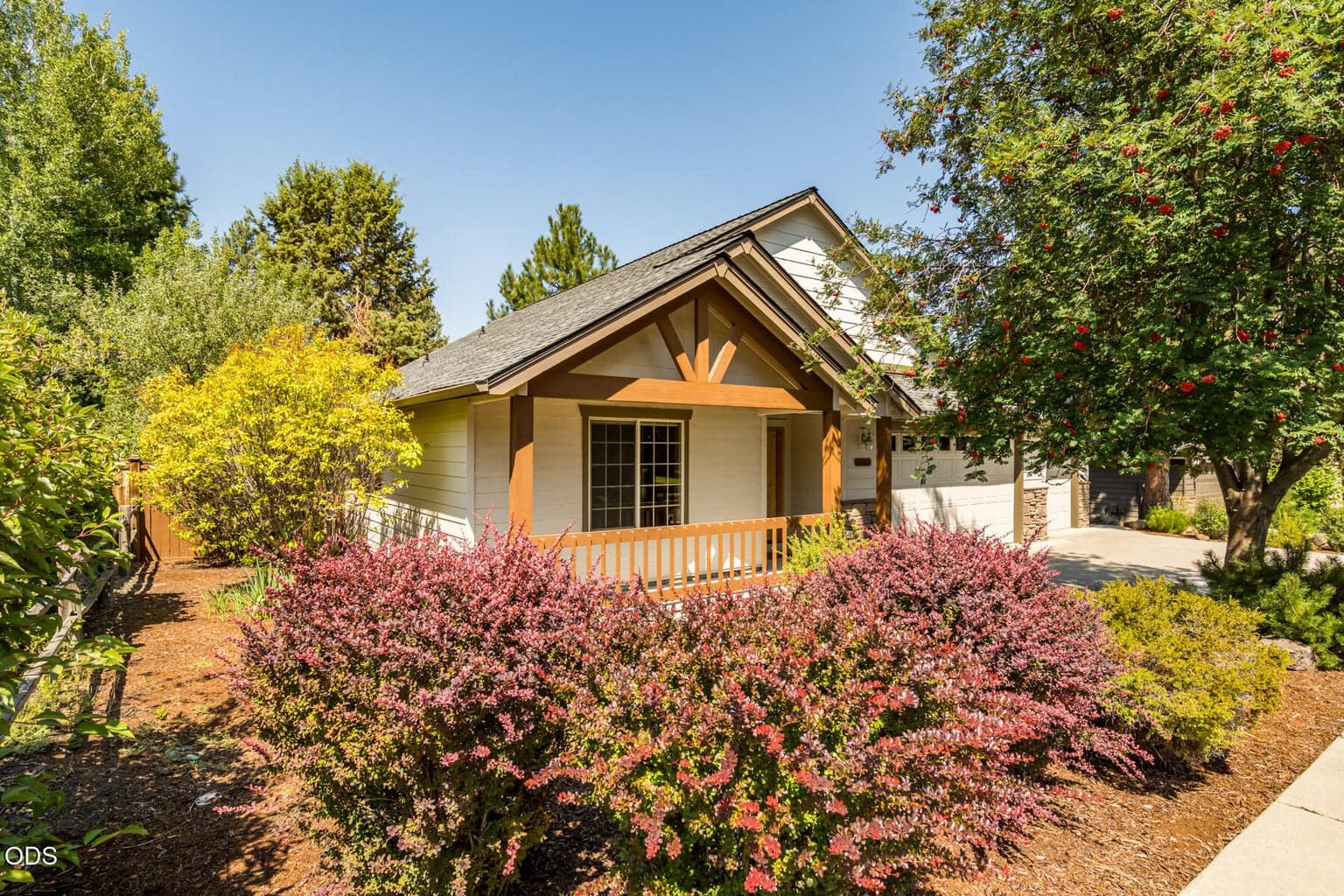 Photo of 60813 Grand Targhee Drive 5 of 36