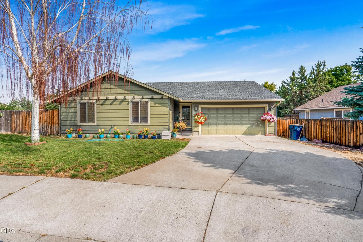 Photo of 2227 Newberry Court 1 of 23