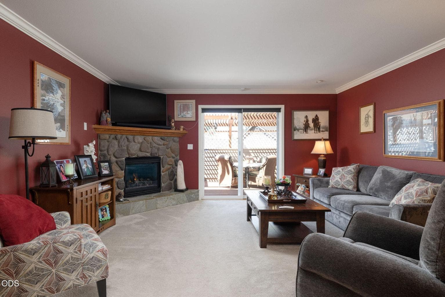 Photo of 2462 NE Lynda Lane 11 of 42