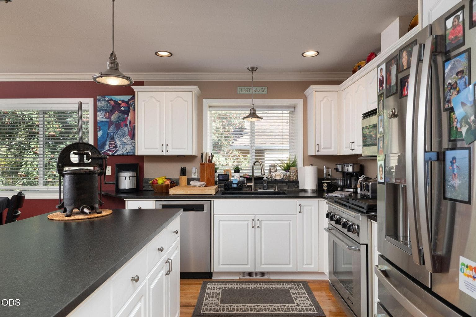 Photo of 2462 NE Lynda Lane 12 of 42