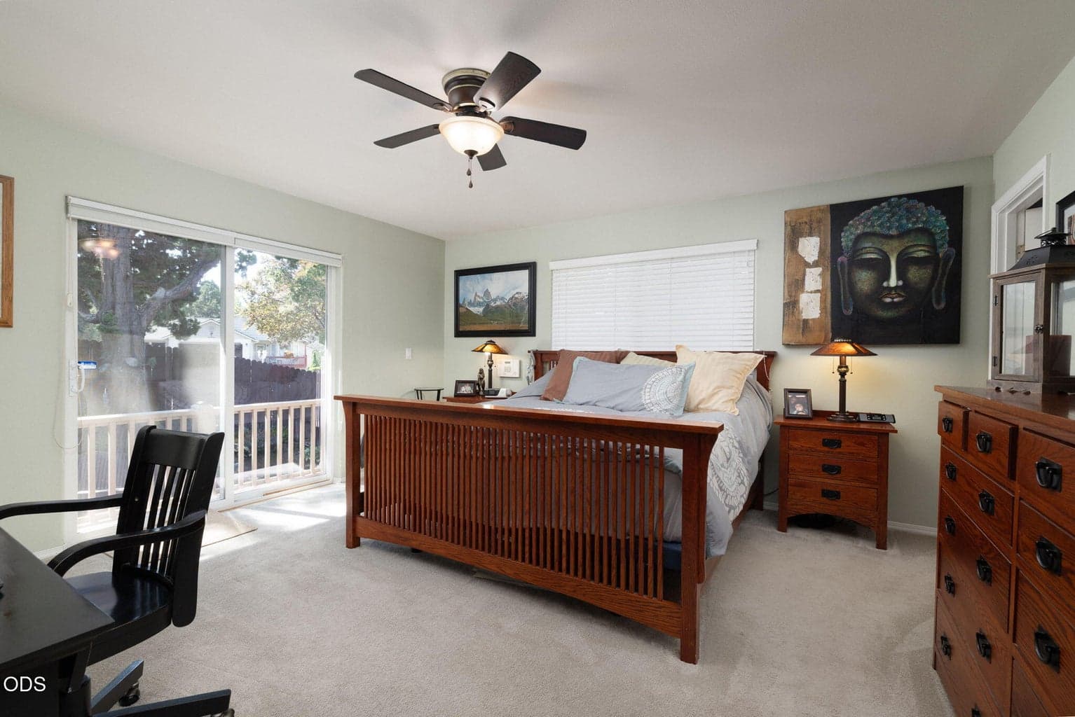 Photo of 2462 NE Lynda Lane 17 of 42