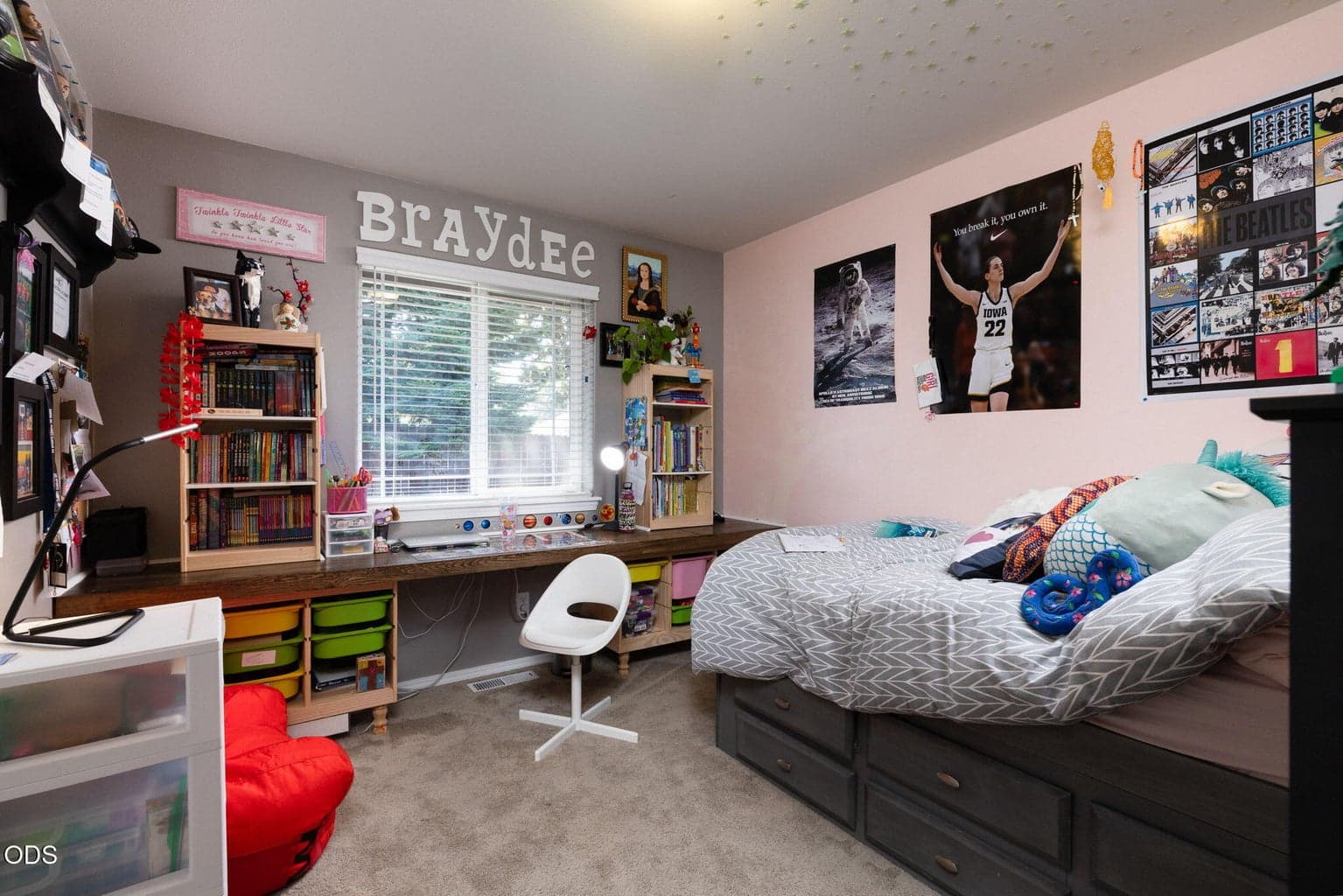 Photo of 2462 NE Lynda Lane 26 of 42