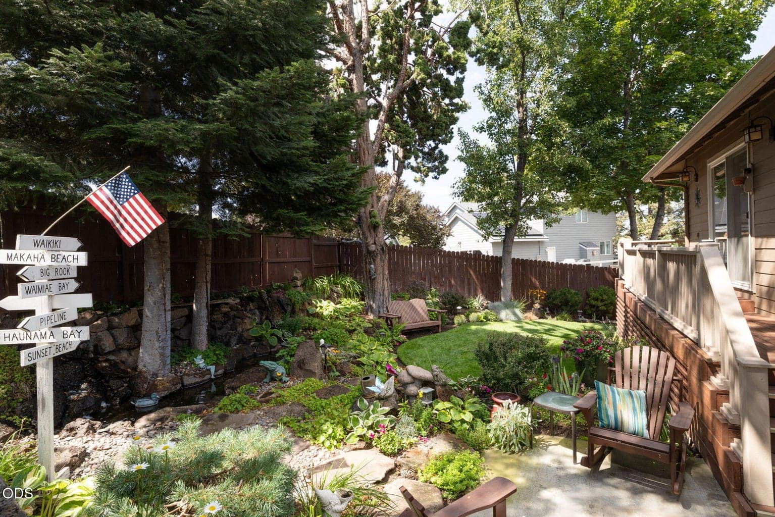 Photo of 2462 NE Lynda Lane 36 of 42